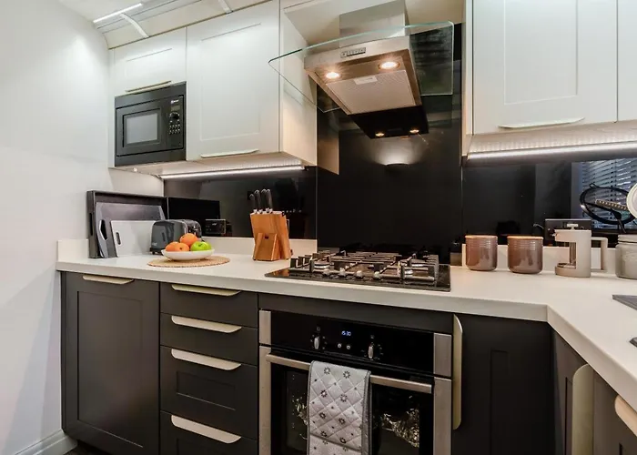 2 Bed In Oc-w29863 Whitby