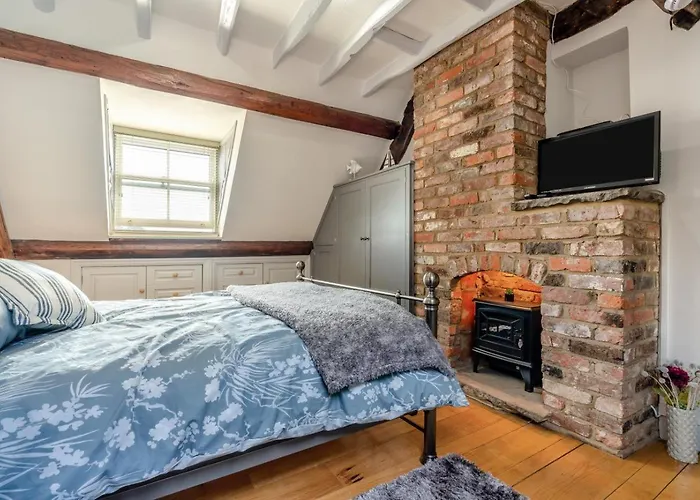 2 Bed In Oc-w29863 * Whitby